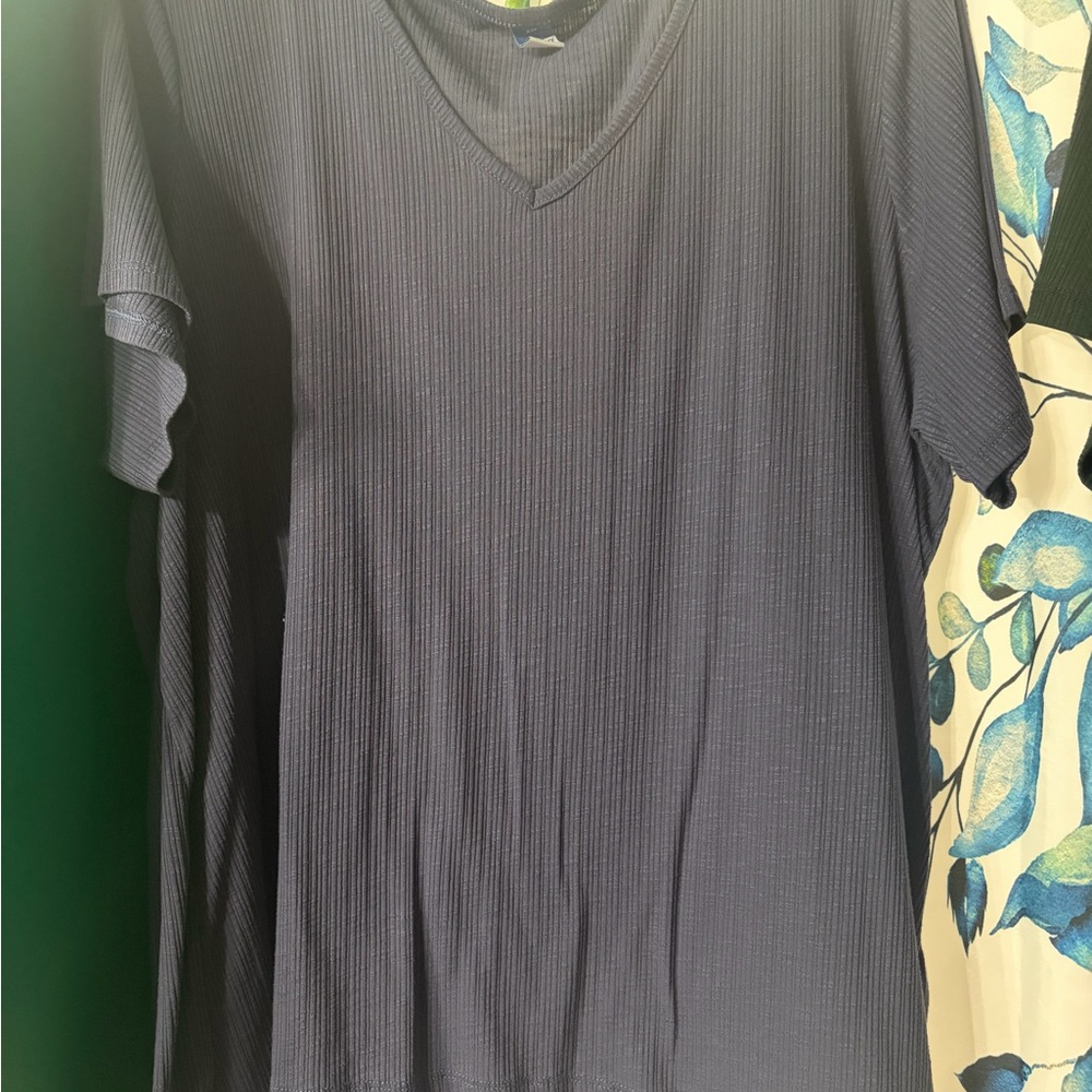 V-Neck Ribbed Women Tops - Picture 2 of 4